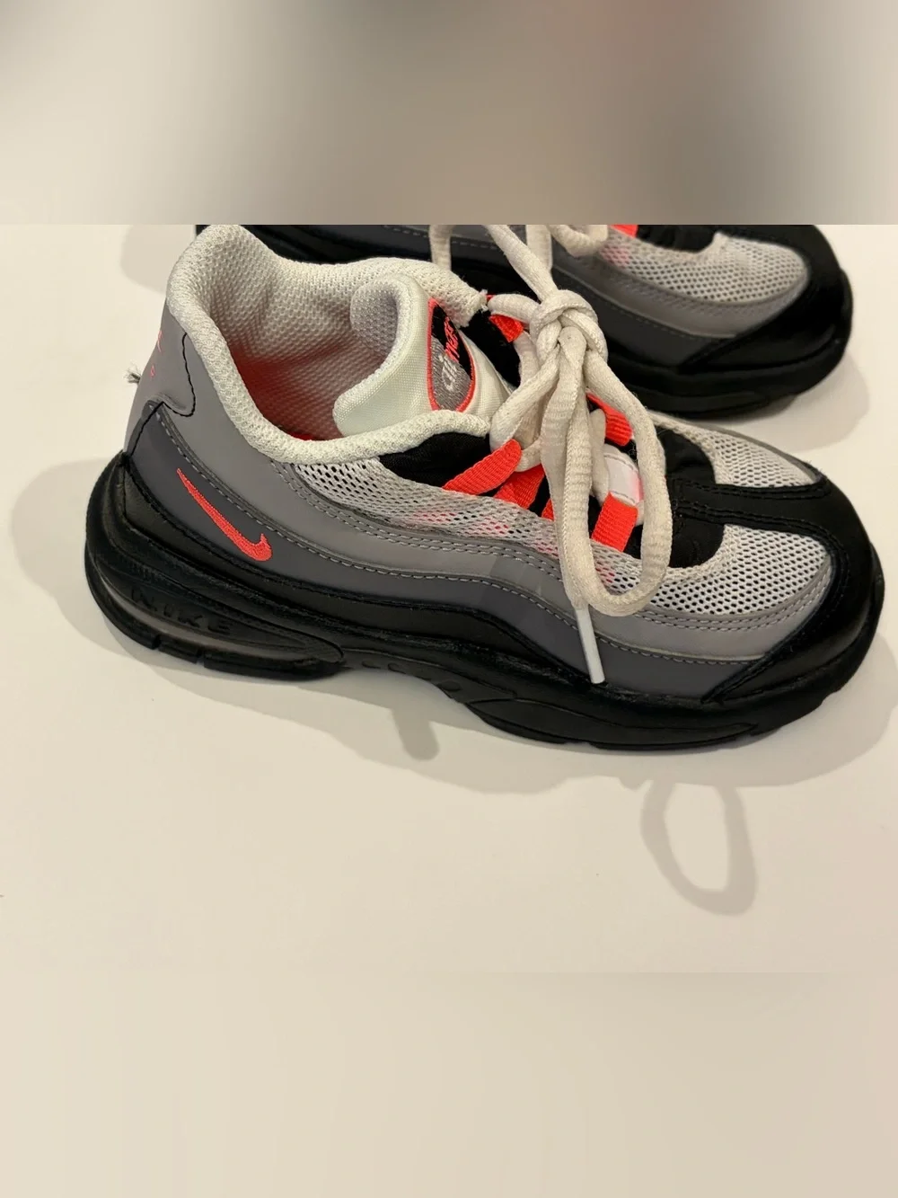 Nike Air Max '95 Toddler- Black & Solar Red